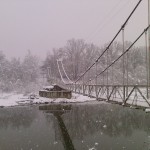 Подвесной мост над рекой Белая. © TopWorldNews.ru