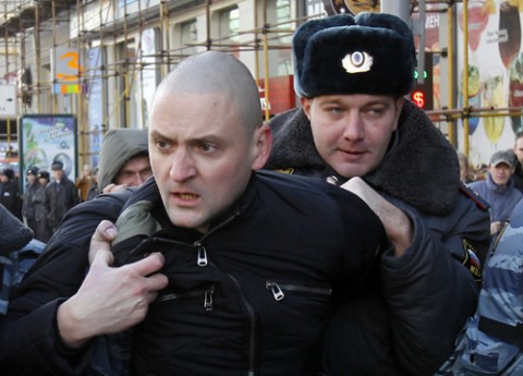 Сергея Удальцова полиция увезла прямо из больницы