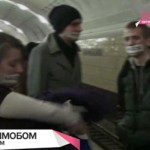 Флешмоб в московском метро - молчаливая акция протеста