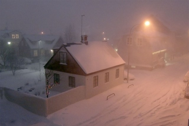 Исландию засыпало снегом