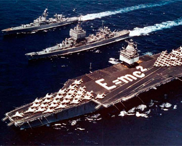 В настоящее время "Энтерпрайз" участвует в крупнейших учениях ВМС США. Фото АР