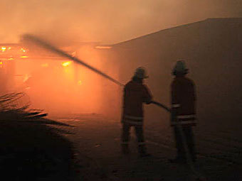 Тушение пожара на ферме. Фото с сайта schwaebische-post.de