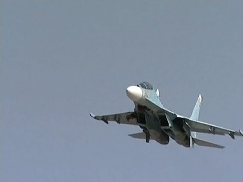 В Калининградской области Су-27 сел на одном двигателе