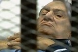 Больной Хосни Мубарак в заключении. Фото: susanin.udm.ru