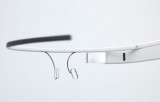 Так выглядят очки дополненной реальности Google Glass. Иллюстрация: puregoogle.ru