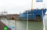 Судно "Нефтерудовоз 10М" в порту Махачкалы. Кадр НТВ