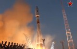 Запуск ракеты-носителя "Союз 2.1б" с космодрома Плесецк. Кадр ТВ Звезда