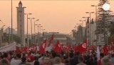Исламисты требуют отставки правительства в Тунисе. Кадр Euronews
