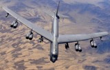 Бомбардировщик США Б-52 над Афганистаном. Фото: Дэвид Кеннеди / ВВС США