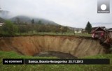 Провал земли в Боснии. Кадр Euronews