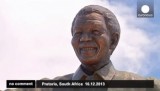 Бронзовая девятиметровая статуя Нельсона Манделы в Претории, ЮАР. Кадр Euronews