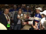 Путин поздравил российских хоккеистов с победой на чемпионате мира