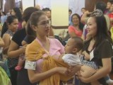 Массовое кормление грудью состоялось на Филиппинах  (новости)