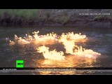 В Австралии депутат поджег реку, чтобы доказать опасность фрекинга